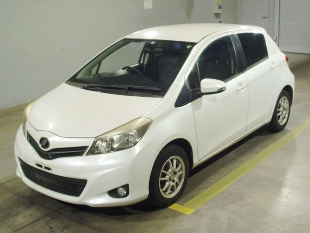 TOYOTA VITZ