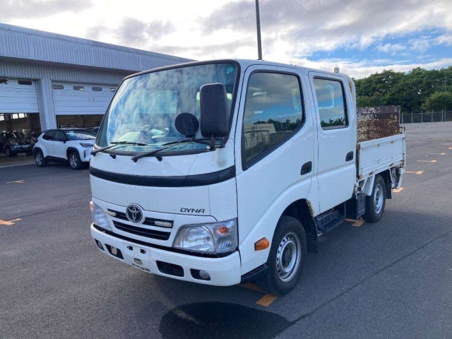 TOYOTA DYNA