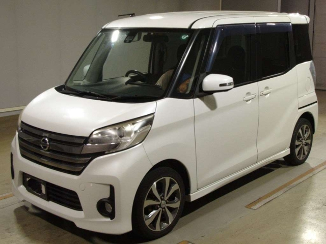 NISSAN DAYZ ROOX