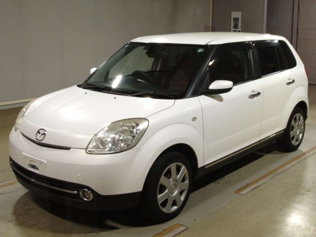 MAZDA VERISA
