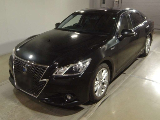 TOYOTA CROWN