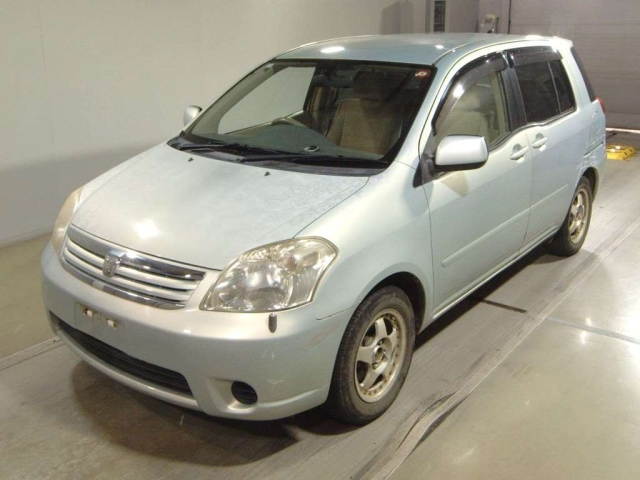 TOYOTA RAUM