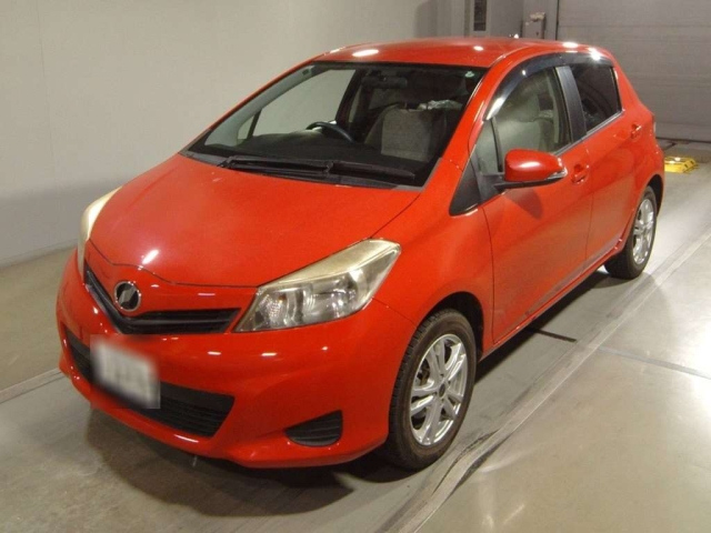 TOYOTA VITZ