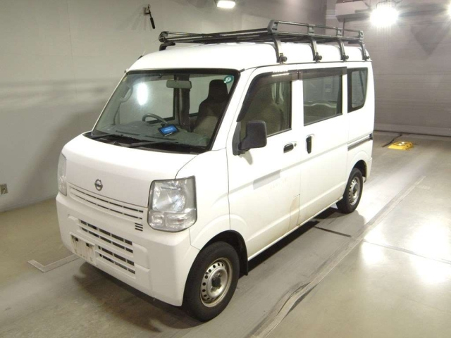 NISSAN CLIPPER VAN
