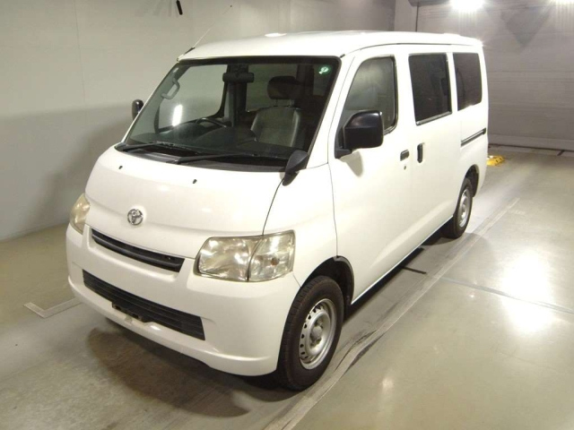 TOYOTA TOWN ACE VAN