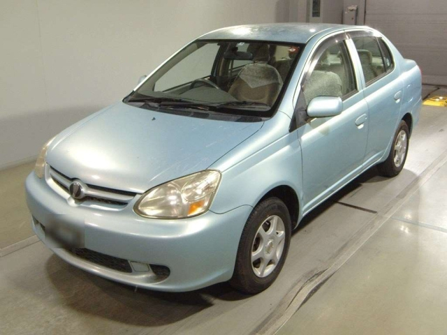 TOYOTA PLATZ