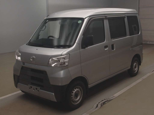 TOYOTA PIXIS VAN