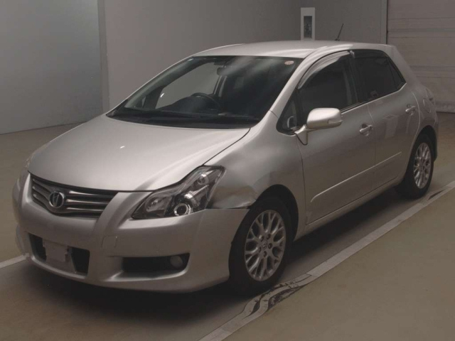 TOYOTA BLADE