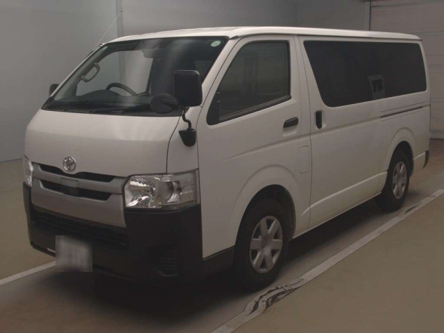 TOYOTA REGIUS ACE VAN