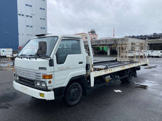 TOYOTA DYNA