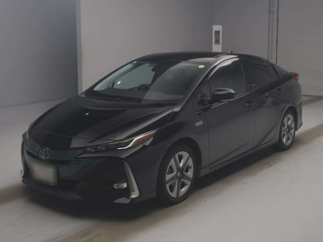 TOYOTA PRIUS PHV