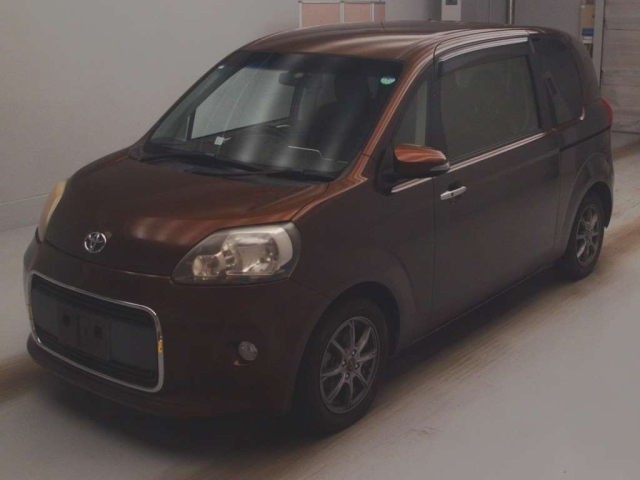 TOYOTA PORTE