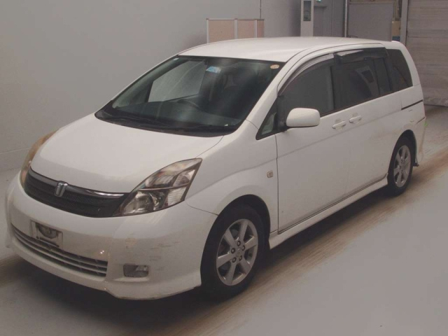 TOYOTA ISIS