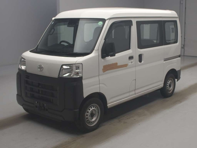 TOYOTA PIXIS VAN