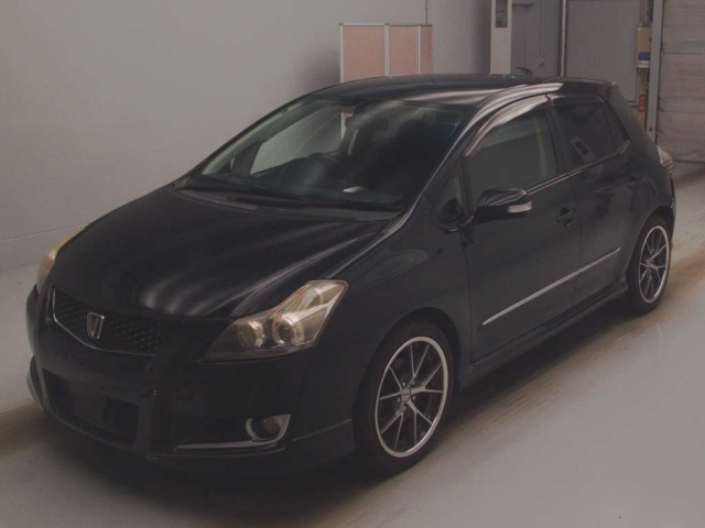 TOYOTA BLADE