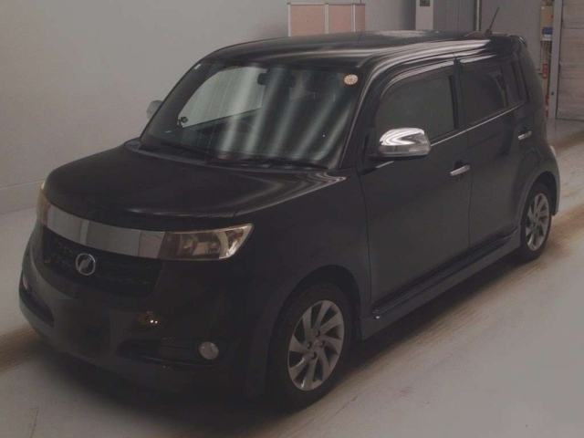 TOYOTA BB