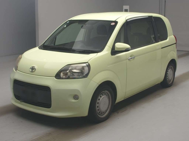 TOYOTA PORTE