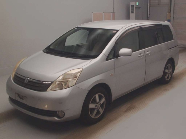 TOYOTA ISIS
