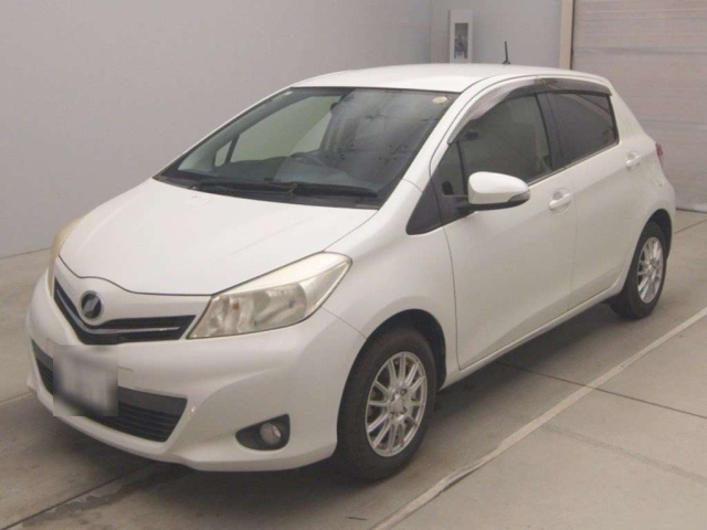 TOYOTA VITZ