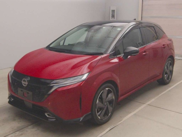 NISSAN AURA