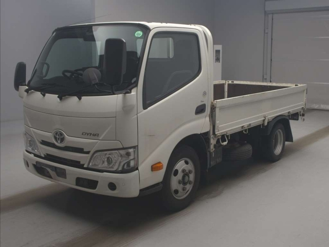 TOYOTA DYNA