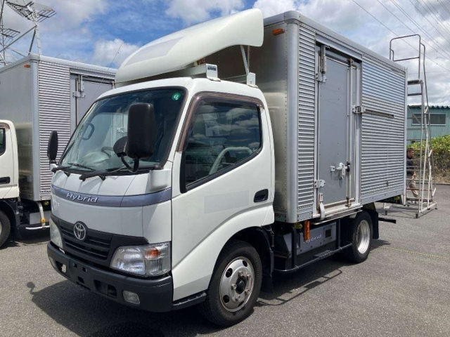 TOYOTA DYNA