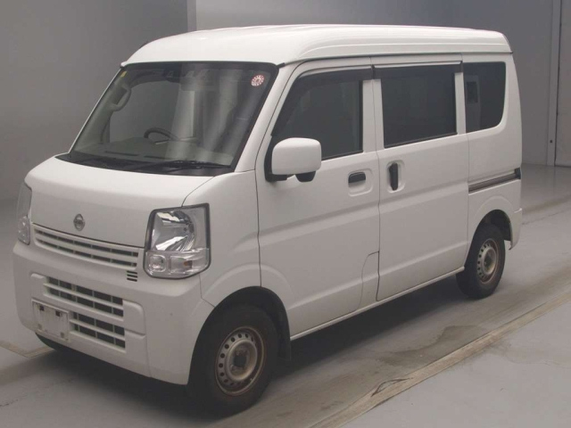 NISSAN CLIPPER VAN