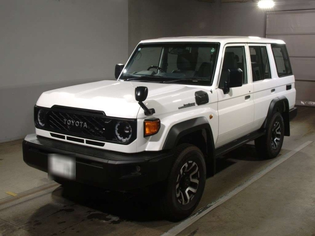 TOYOTA LAND CRUISER