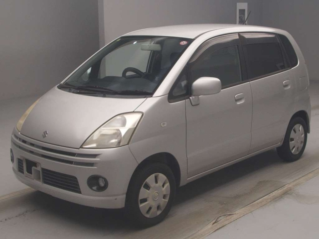 SUZUKI MRWAGON