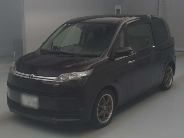 TOYOTA SPADE