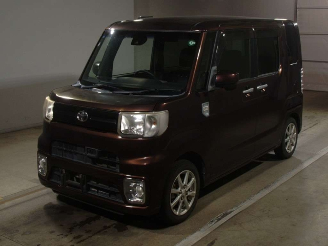 TOYOTA PIXIS MEGA