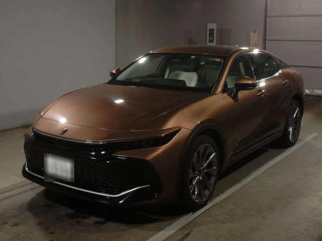 TOYOTA CROWN CROSSOVER