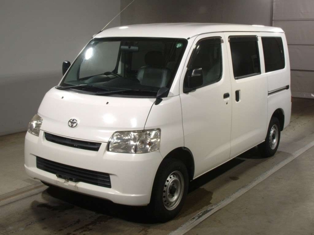 TOYOTA TOWN ACE VAN