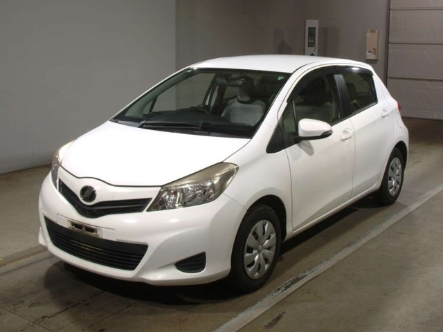 TOYOTA VITZ