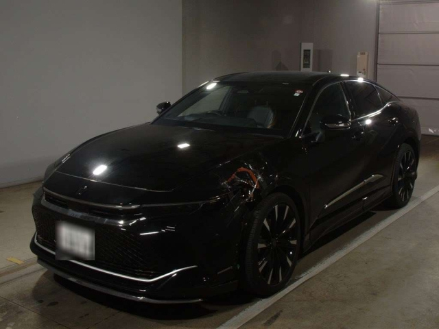 TOYOTA CROWN CROSSOVER