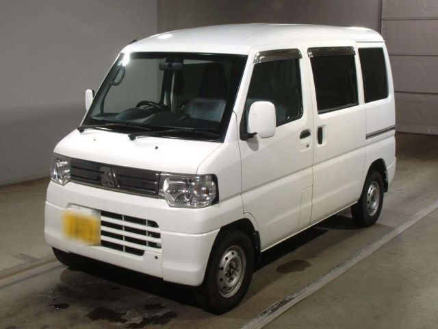 MITSUBISHI MINICAB VAN