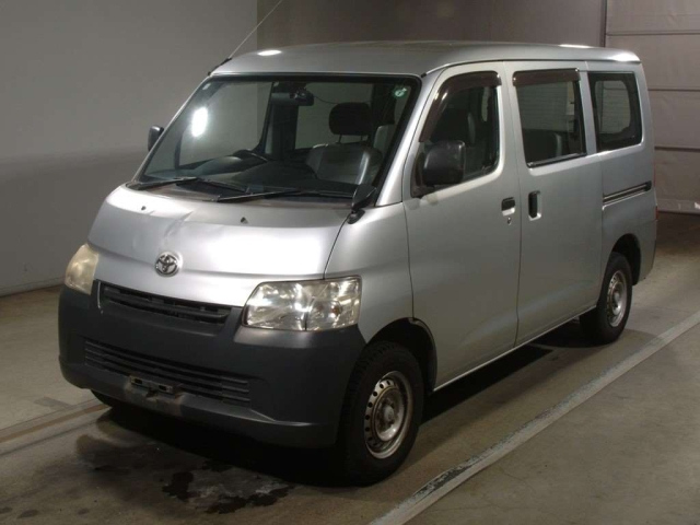 TOYOTA LITE ACE VAN