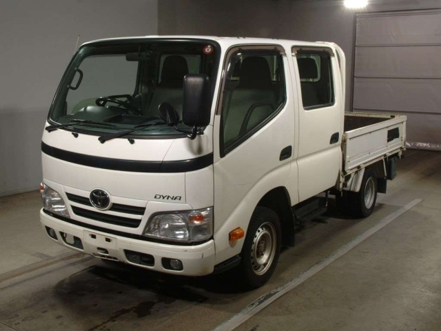 TOYOTA DYNA