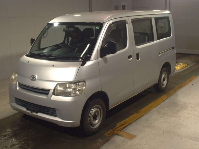 TOYOTA TOWN ACE VAN