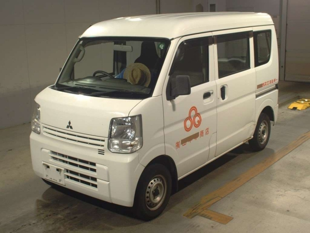 MITSUBISHI MINICAB VAN