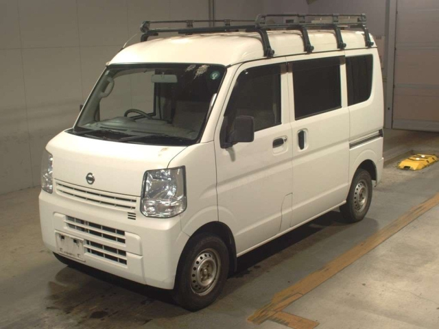 NISSAN CLIPPER VAN