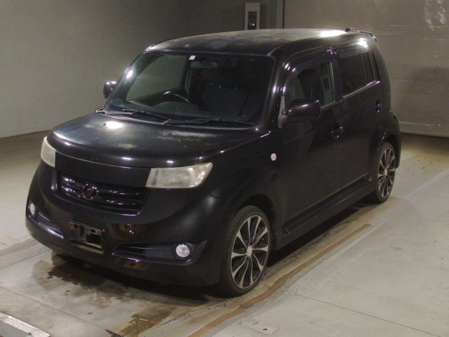 TOYOTA BB