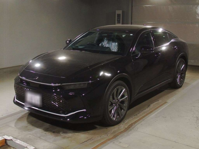 TOYOTA CROWN CROSSOVER