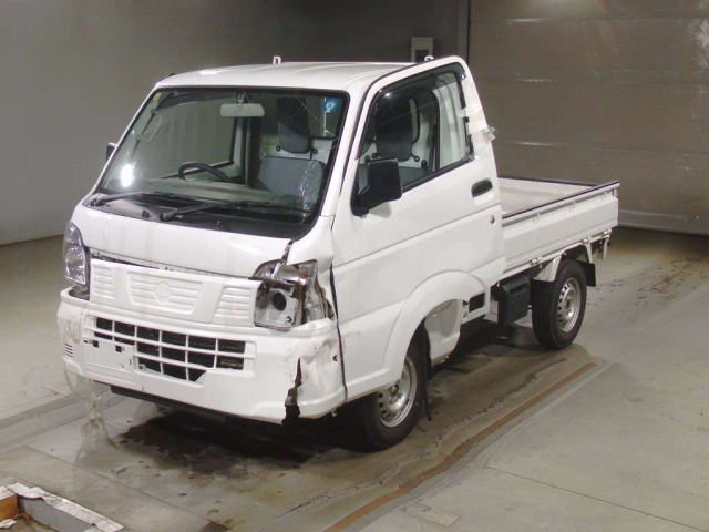 NISSAN CLIPPER TRUCK