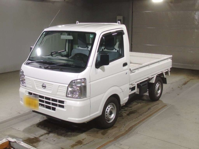 NISSAN CLIPPER TRUCK