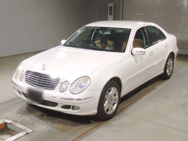 MERCEDES BENZ E CLASS