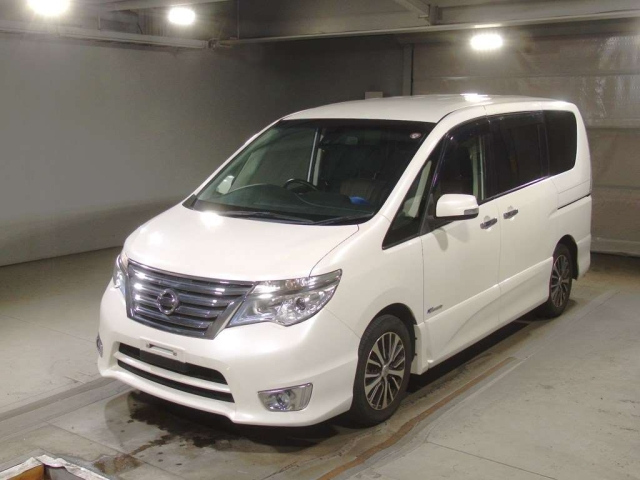 NISSAN SERENA