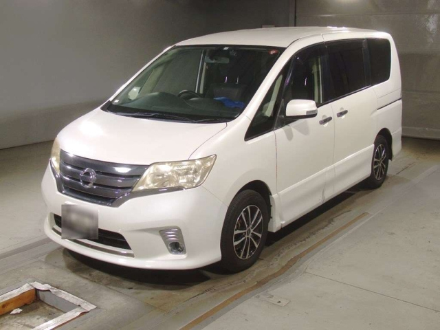 NISSAN SERENA