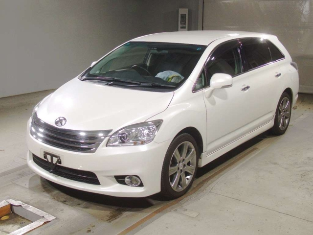 TOYOTA MARK X ZIO