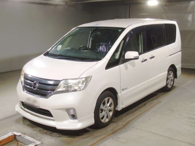 NISSAN SERENA